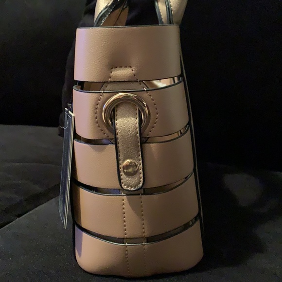 Handbag - Picture 2 of 4